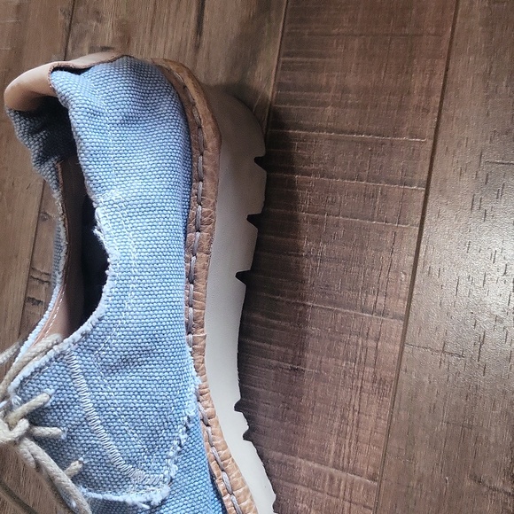 Watson & Parker Blue Chambray Espadrille - Picture 4 of 4